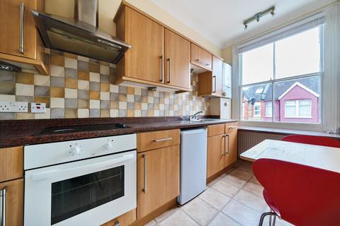 2 bedroom apartment for sale, Stronsa Road, London