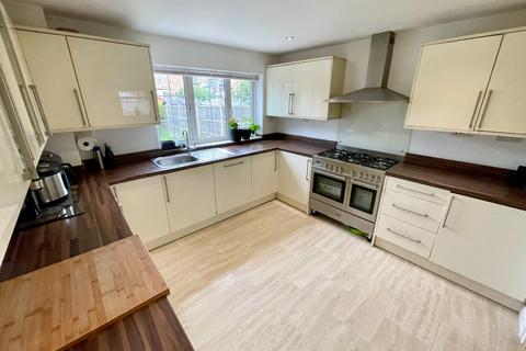 7 Brill Close, Luton, LU2 9RL