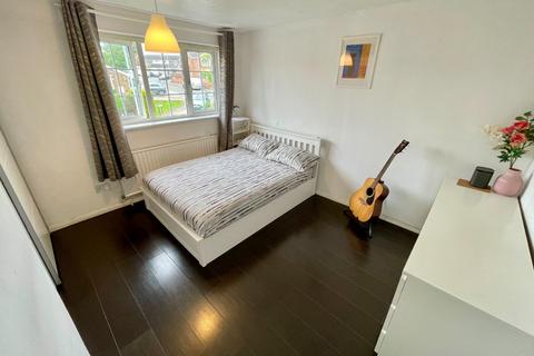 7 Brill Close, Luton, LU2 9RL