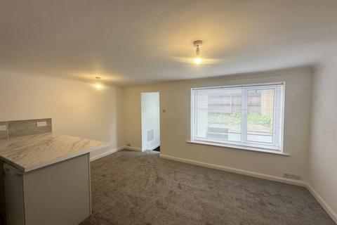 1 bedroom flat to rent, Broadmead Road, Folkestone, CT19