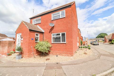 3 bedroom detached house for sale, Rosetta Close, Wivenhoe, Colchester, CO7