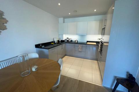 2 bedroom apartment to rent, Willow Close, Lake View Court, ME6