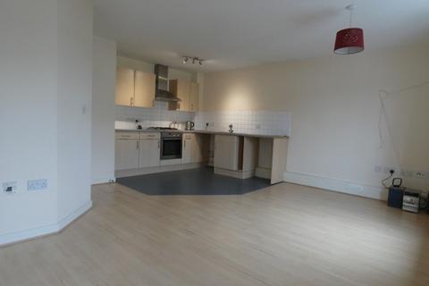 2 bedroom flat to rent, Milner Road, Finedon, NN9