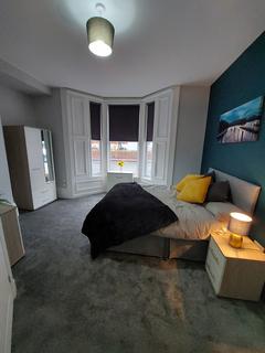 1 bedroom in a house share to rent, Sunderland Road, Gateshead NE8