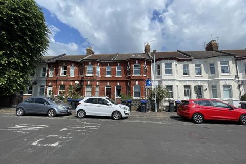 Studio to rent, Lennox Road, Worthing, West Sussex