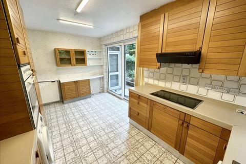 2 bedroom apartment for sale, Singleton Road, Penryn Court, M7