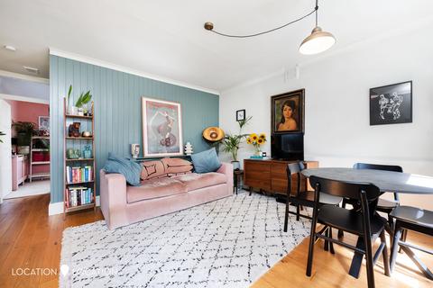 Flat D, 10 Rectory Road, London, N16 7QS