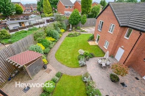 2 bedroom retirement property for sale, Rykeneld Court, Wolstanton, Newcastle-under-Lyme