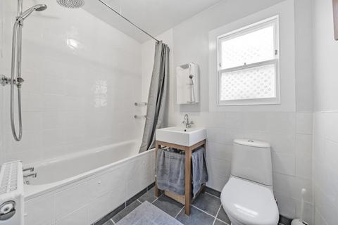 4 Heathfield Road, Bromley, BR1 3RN