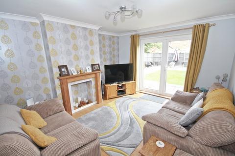 3 bedroom terraced house for sale, Kingsmoor Close, Flitwick