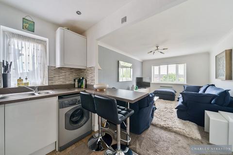 32 Marwell Close, Romford, RM1 2TE