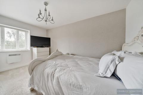 32 Marwell Close, Romford, RM1 2TE