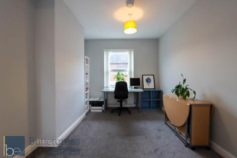 undefined, Balderton Gate, Newark