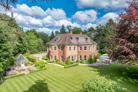 6 bedroom detached house for sale, Wheatsheaf Enclosure, Liphook, Hampshire