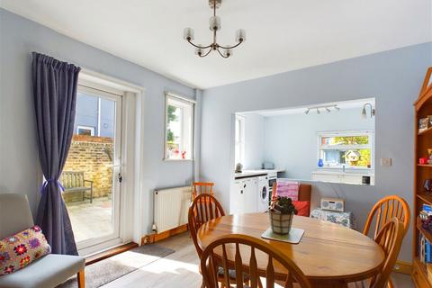 4 bedroom semi-detached house for sale, Tarring Road, Worthing, BN11 4HA