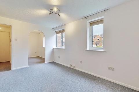 Studio for sale, Plumtree Close, Dagenham RM10