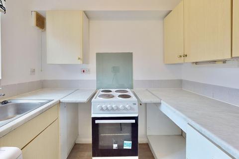 Studio for sale, Plumtree Close, Dagenham RM10