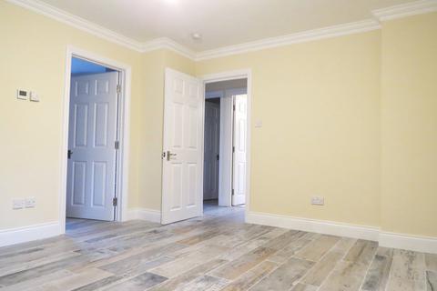 2 bedroom flat to rent, Cavalier Way, Wincanton, Somerset, BA9