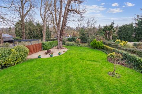 4 bedroom detached house for sale, Lower Cookham Road, Maidenhead