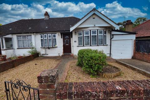 2 bedroom semi-detached bungalow for sale, Lawns Way, Collier Row, RM5