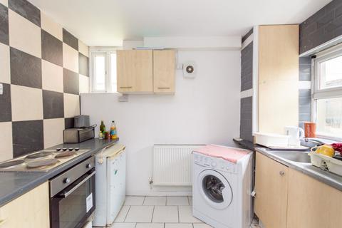 2 bedroom end of terrace house for sale, High Street, Deiniolen, Caernarfon, Gwynedd, LL55