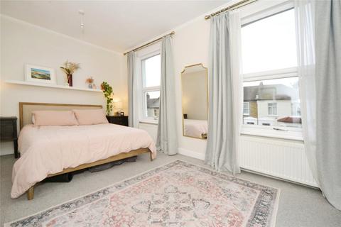 92 Killearn Road, Catford, London, SE6 1BT