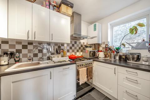 1 bedroom flat for sale, Valmar Road, Camberwell SE5