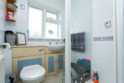 15 River View, Sturry, Canterbury, CT2 0PG