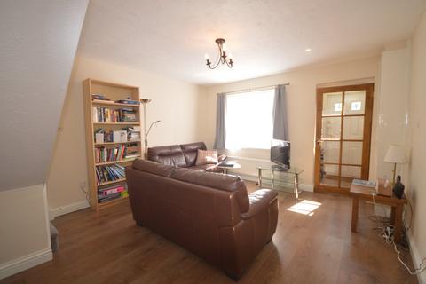 2 bedroom house to rent, Hanstone Close, Cirencester, Gloucestershire, GL7