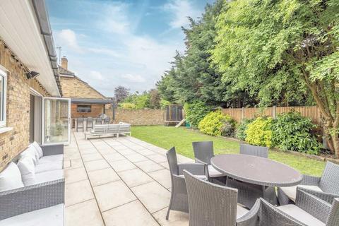 5 Buccleuch Road, Datchet, Slough, SL3 9BP