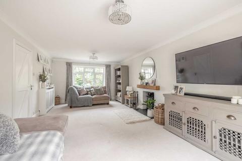 5 Buccleuch Road, Datchet, Slough, SL3 9BP