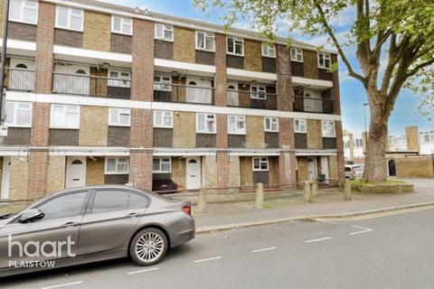 33 Chargeable Lane, London, E13 8DL