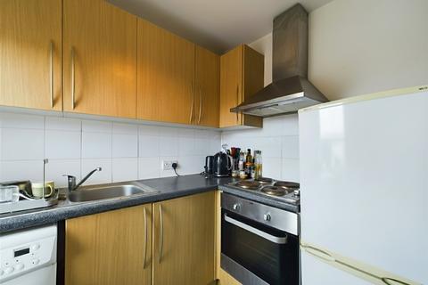 1 bedroom apartment to rent, St. Lukes Road, Maidenhead, Berkshire, SL6