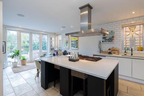 6 bedroom detached house for sale, Cedar Park Gardens, London, SW19