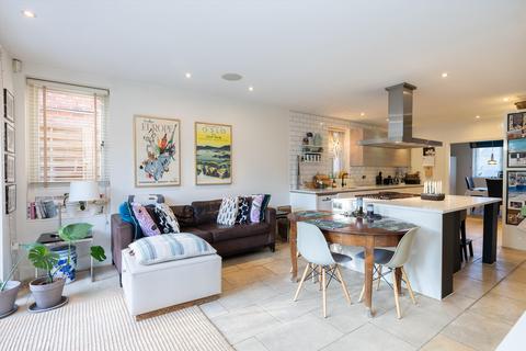 undefined, Cedar Park Gardens, Wimbledon, London, SW19