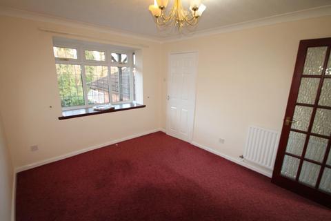 4 bedroom detached house to rent, 25 Deer Park Drive, Arnold, Nottingham , NG5 8SA