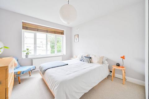 2 bedroom flat to rent, Forest Lodge, Forest Hill, London, SE23