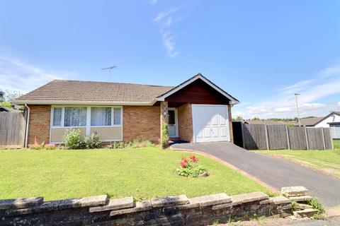 3 bedroom detached bungalow for sale, GREENFIELD CRESCENT, HORNDEAN