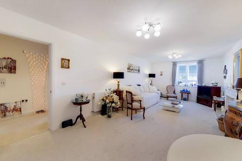 2 bedroom flat for sale, Twickenham Road, Isleworth, ISLEWORTH, TW7