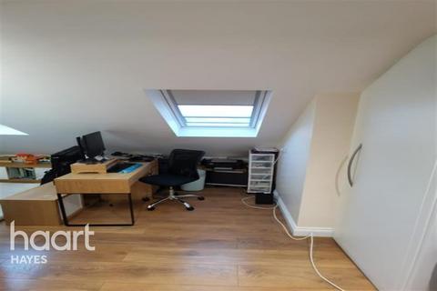 1 bedroom flat to rent, Westcott,HAYES, MIDDLESEX