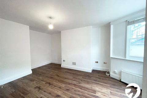2 bedroom flat for sale, Limes Grove, London, SE13