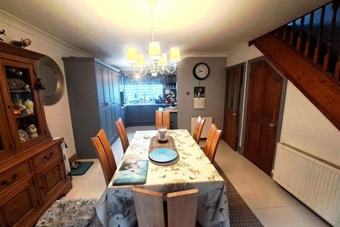 3 bedroom end of terrace house for sale, Rhodfa Bryn Rhos, Glanamman, Ammanford, SA18