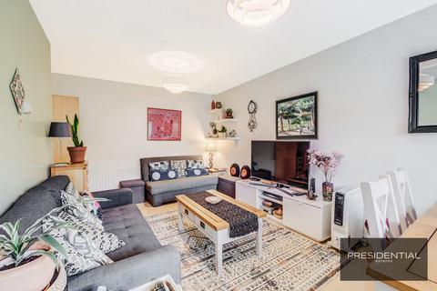 1 bedroom flat for sale, Ilford IG5