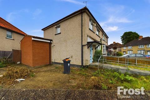 90 Percival Road, Feltham, TW13 4LQ