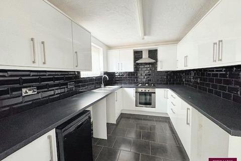 3 bedroom terraced house for sale, Ffordd Tynewydd, Meliden, Denbighshire LL19 8PQ
