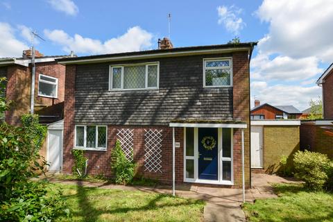 152 Hallow Road, Worcester, WR2 6DT