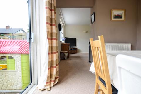 152 Hallow Road, Worcester, WR2 6DT