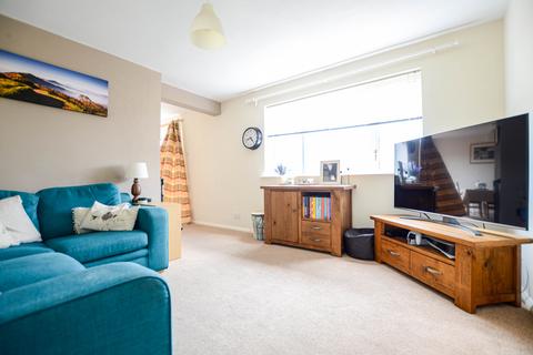 152 Hallow Road, Worcester, WR2 6DT