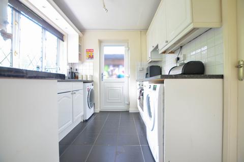 152 Hallow Road, Worcester, WR2 6DT