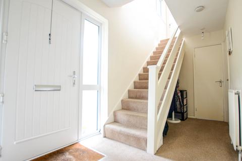 152 Hallow Road, Worcester, WR2 6DT